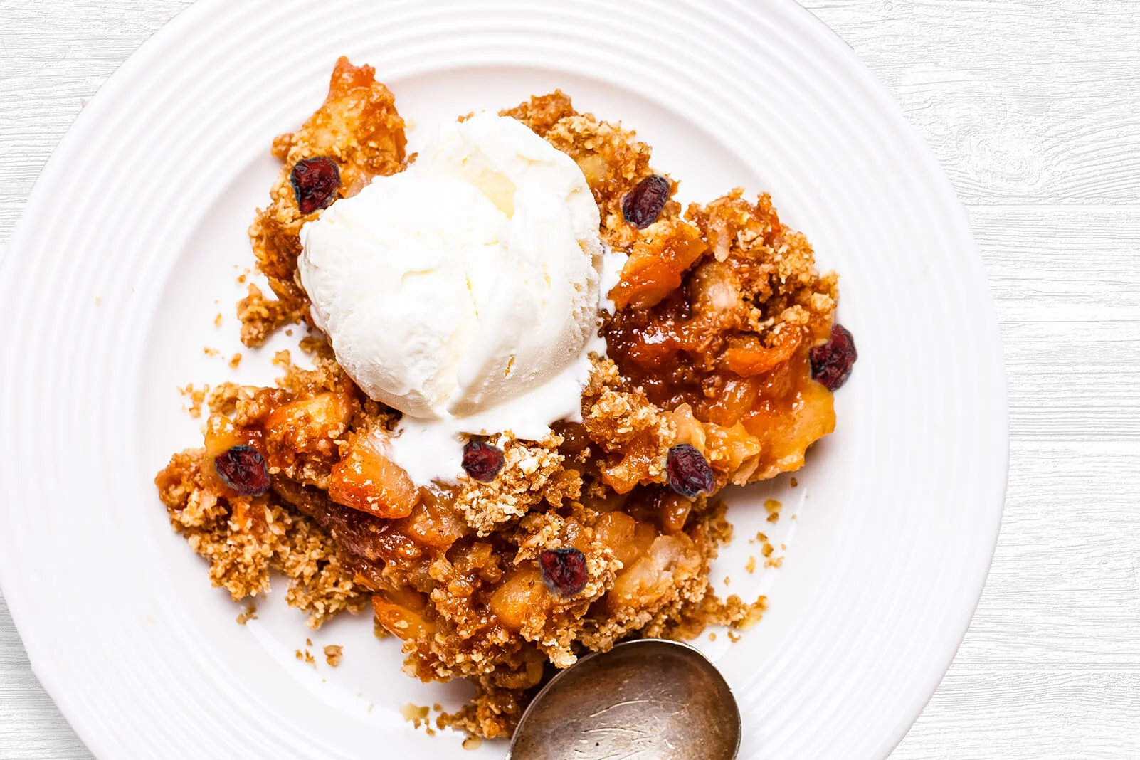 Cranberry Qunice Crumble