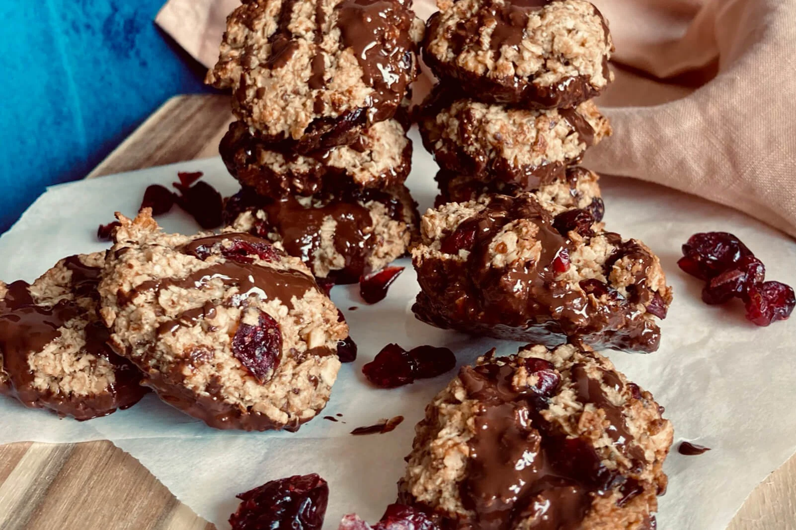 Peanut Butter, Chocolate & Craisins® Cookie